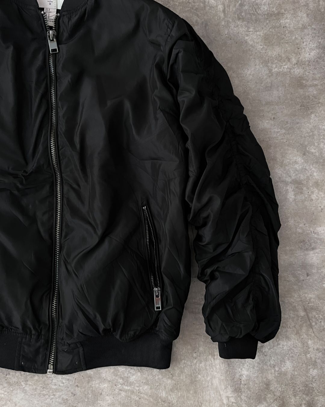 BOMBER JACKET F21 (S)