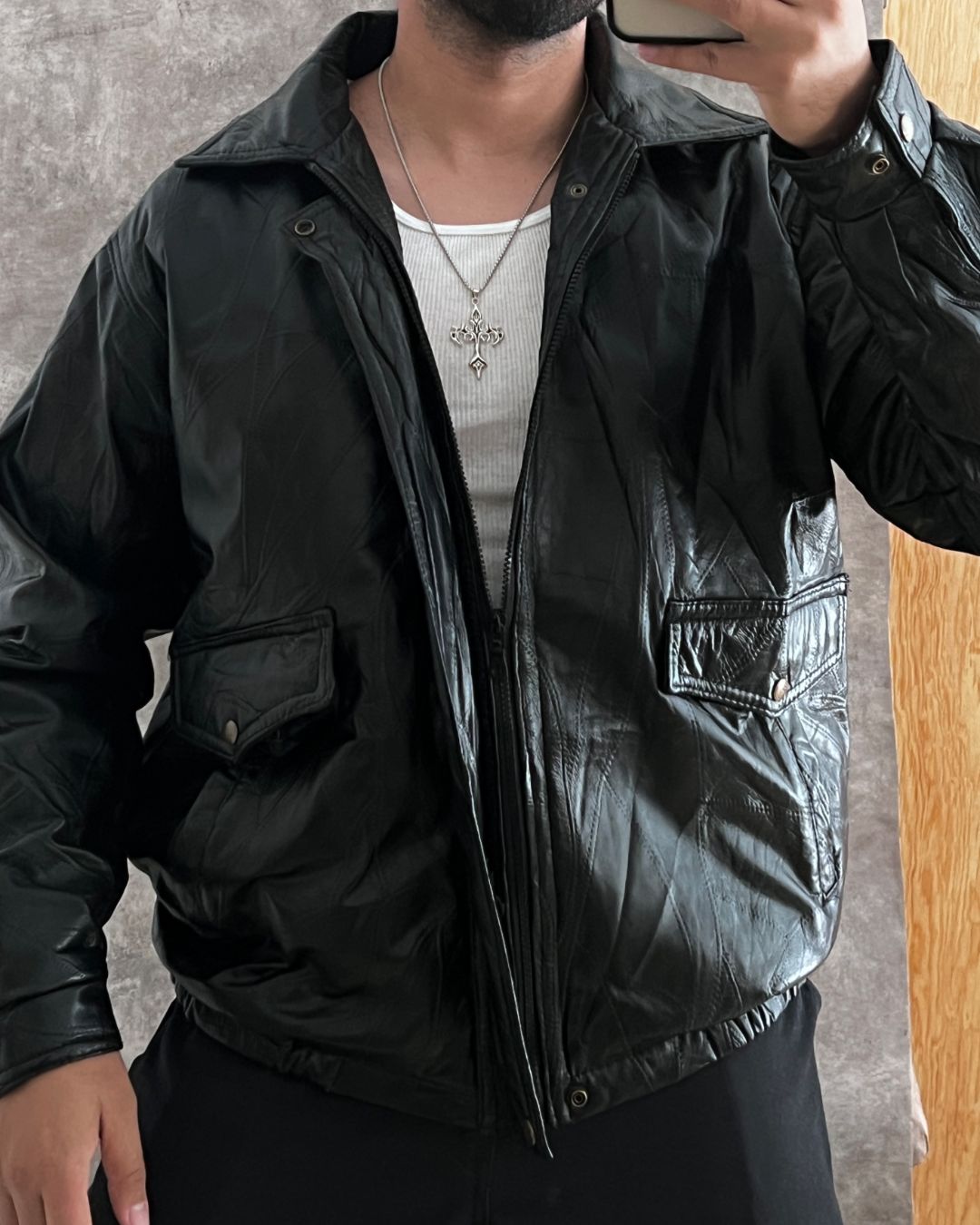 BOMBER LEATHER JACKET (XL)