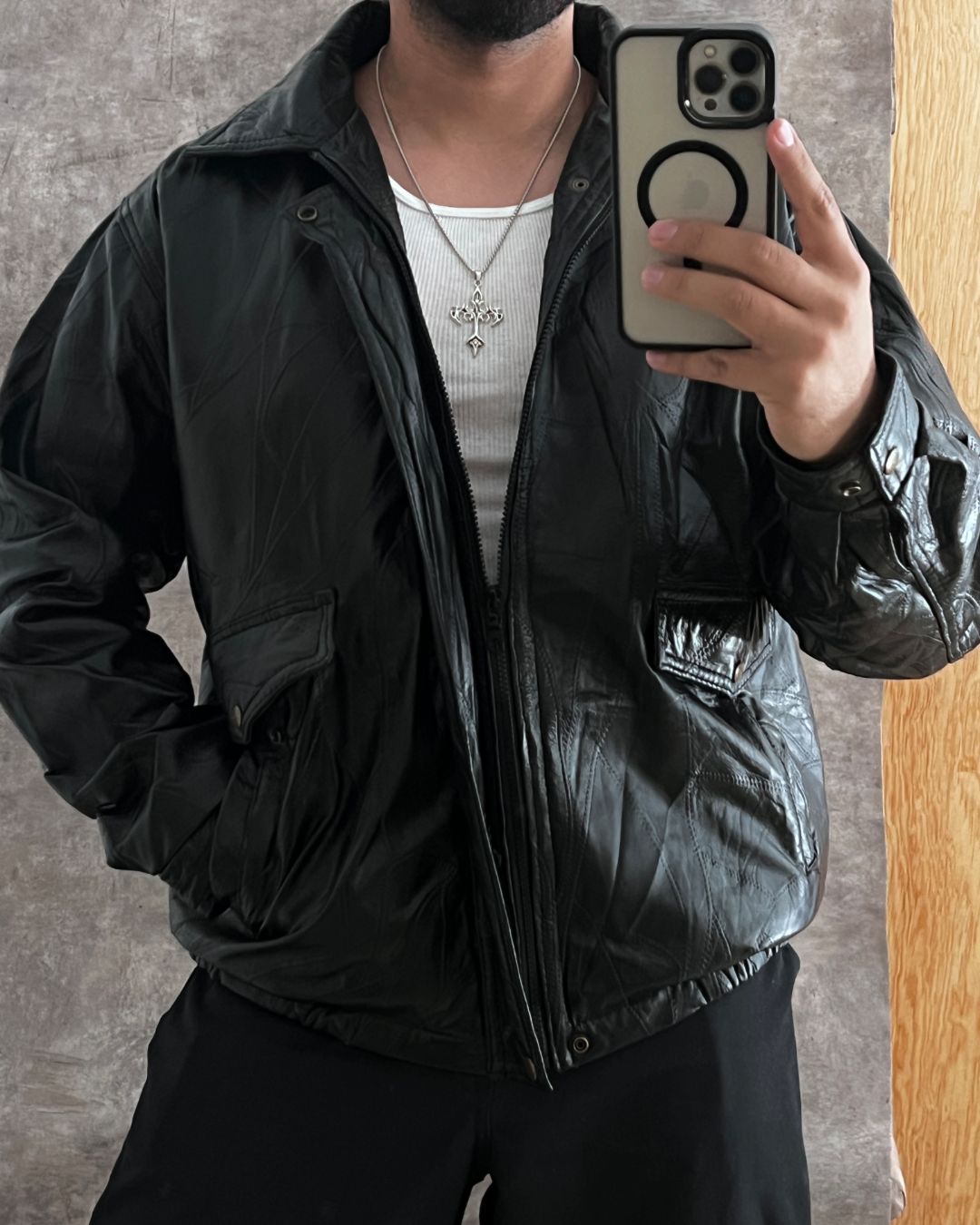 BOMBER LEATHER JACKET (XL)
