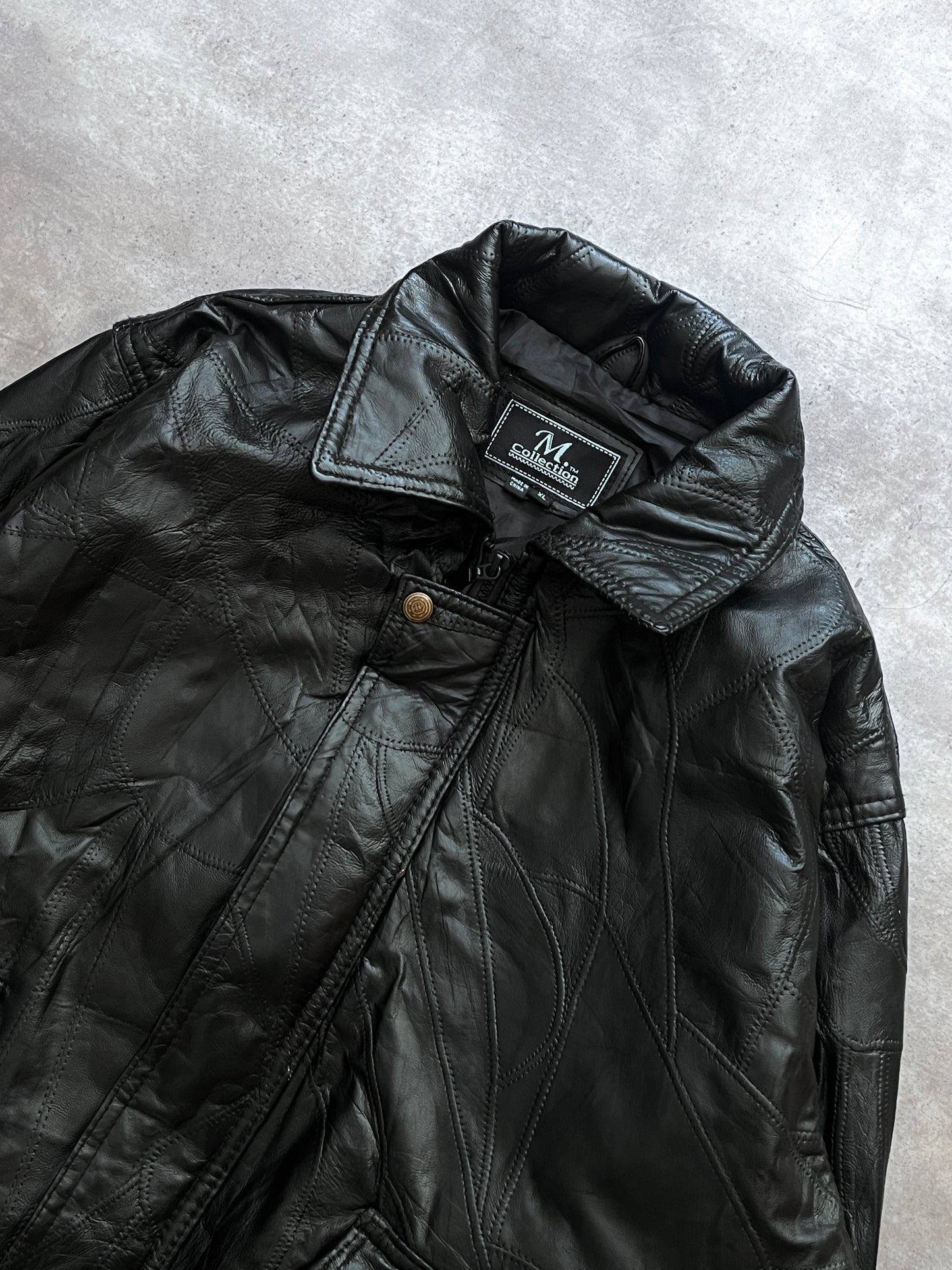 BOMBER LEATHER JACKET (XL)