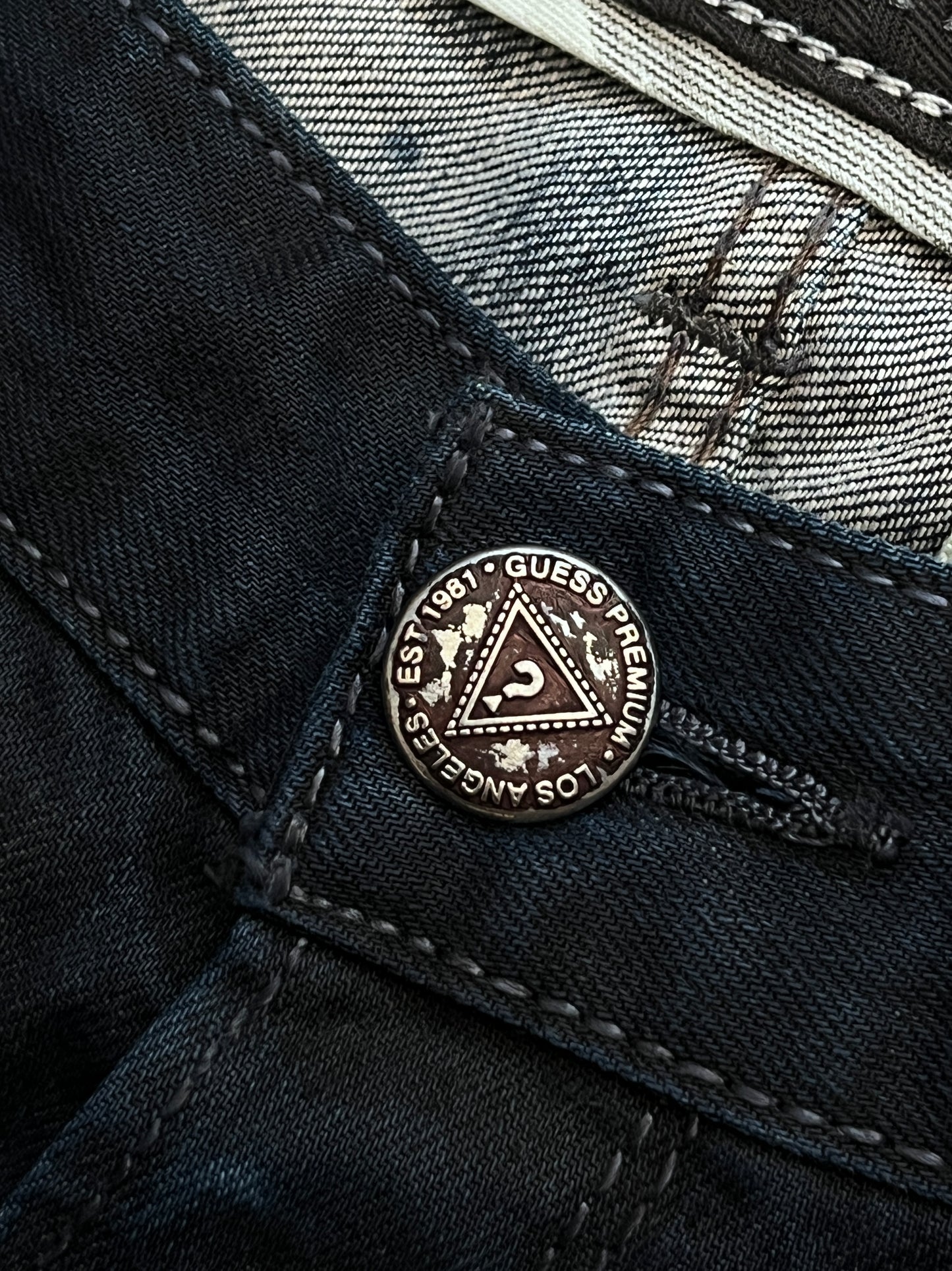 GUESS WORK PREMIUM JEANS (38)