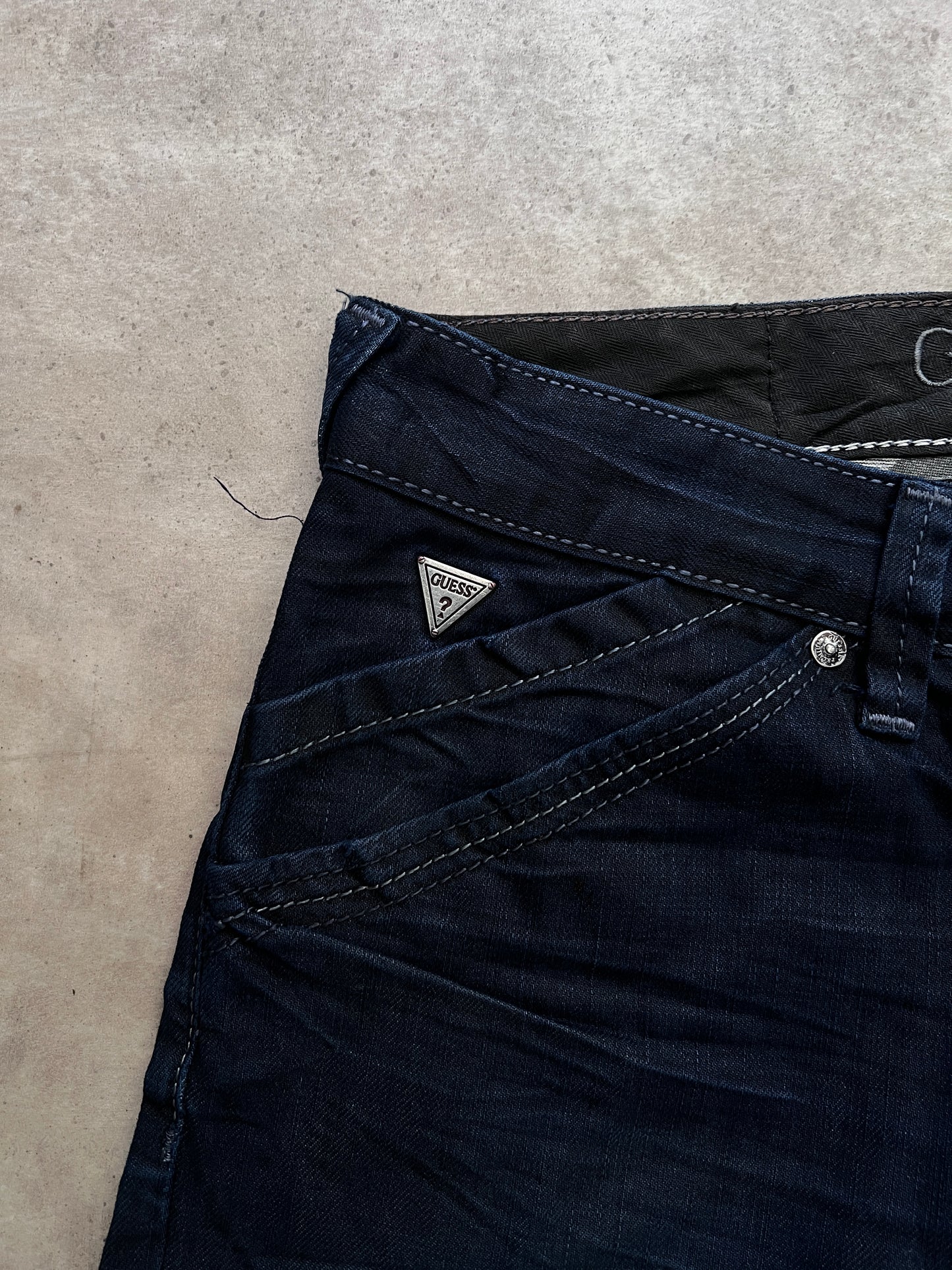 GUESS WORK PREMIUM JEANS (38)