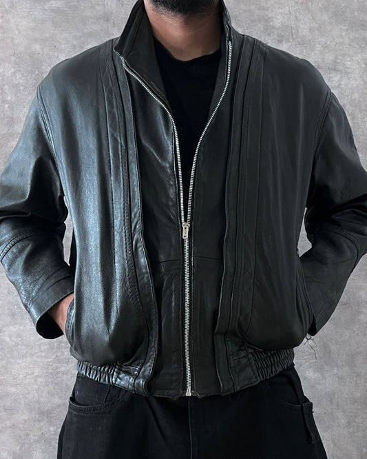 LEATHER JACKET CROPPED FIT (M)