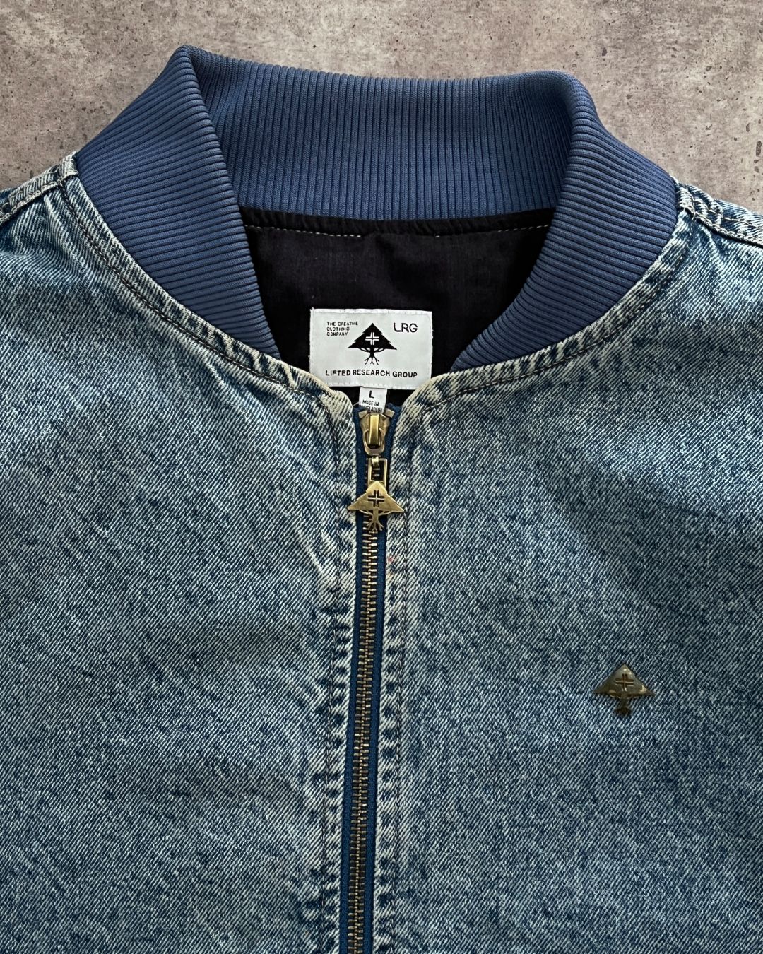 LIFTED DENIM JACKET (L)