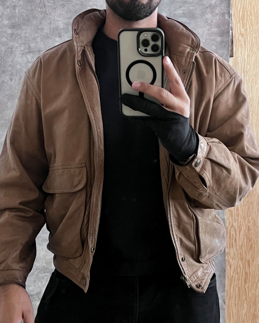 BOMBER LEATHER JACKET (S)