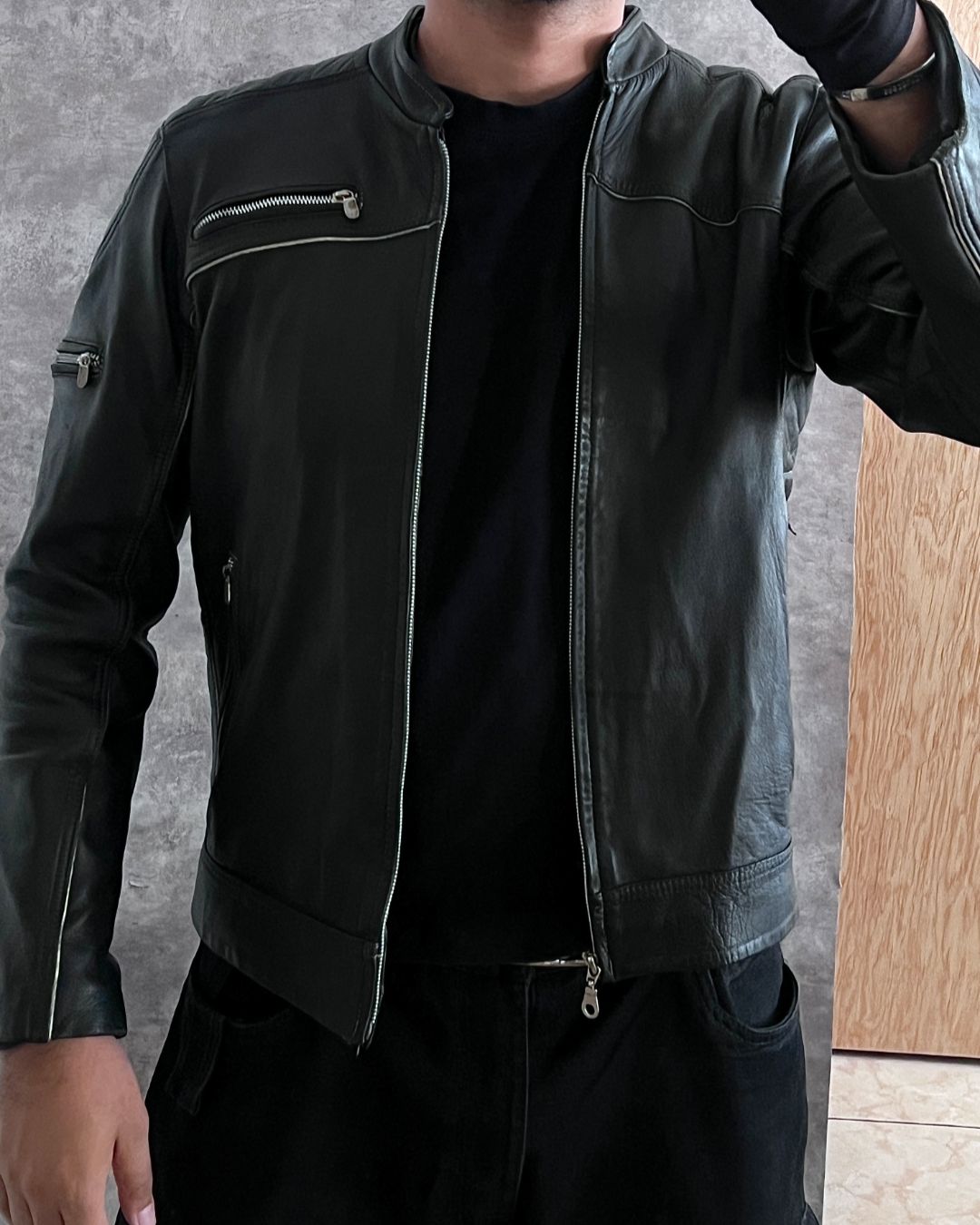 BIKER LEATHER JACKET (S)