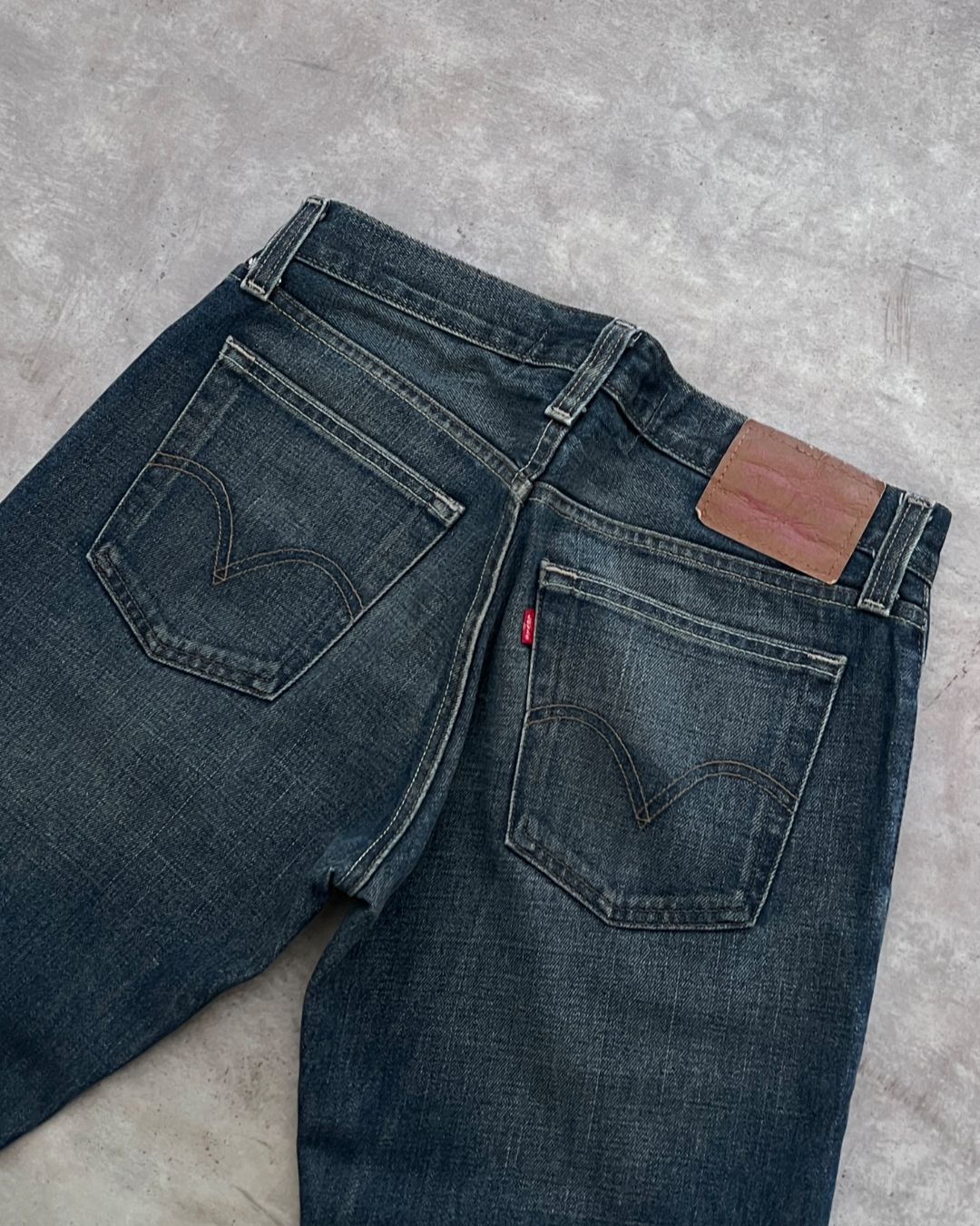 JEANS LEVIS LOW BOOT CUT (31X32)
