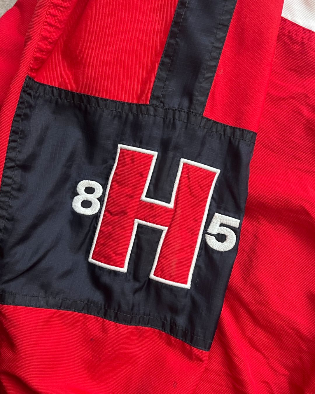 TOMMY RED JACKET (S)