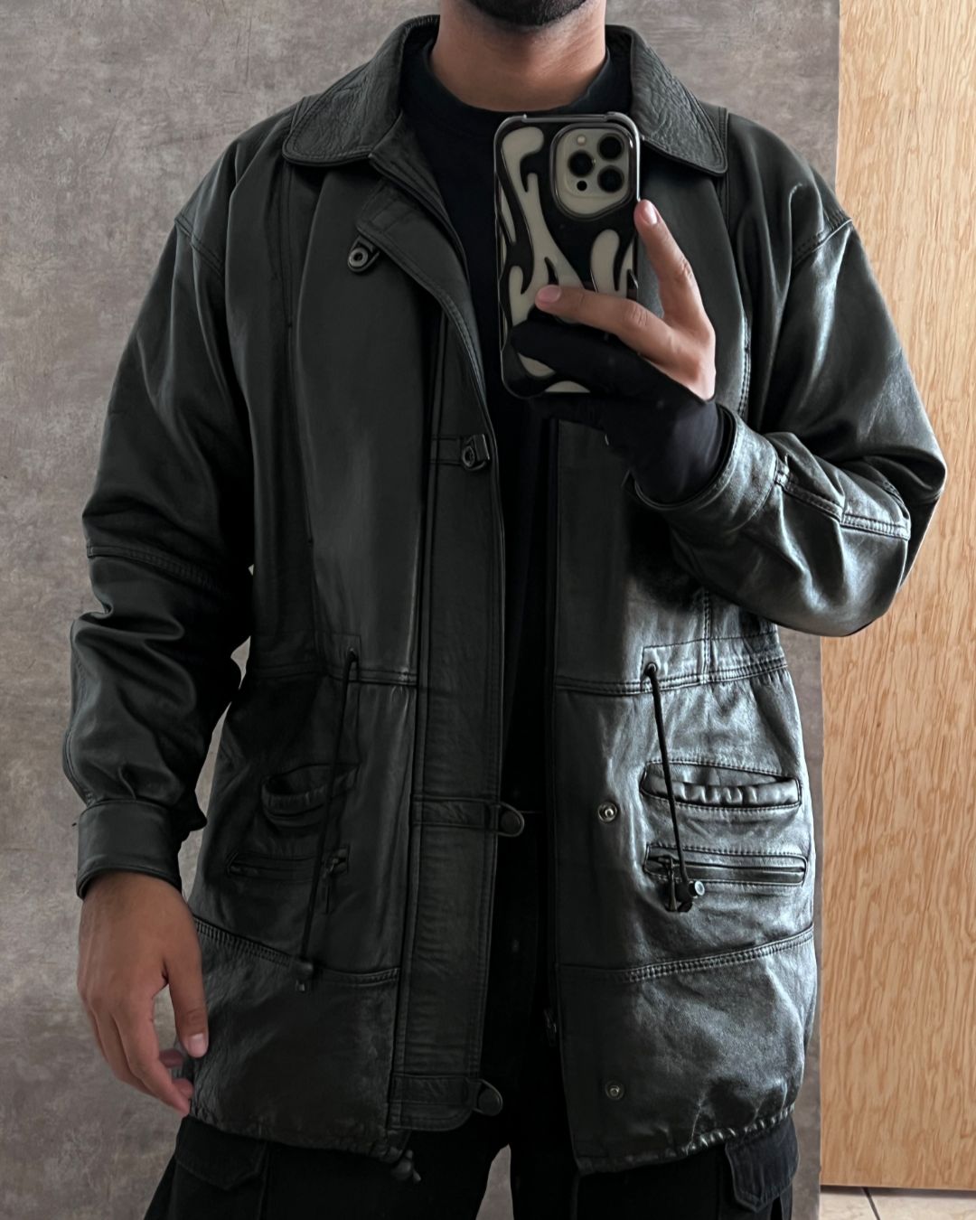 HUNTER BLCK LEATHER JACKET (M)