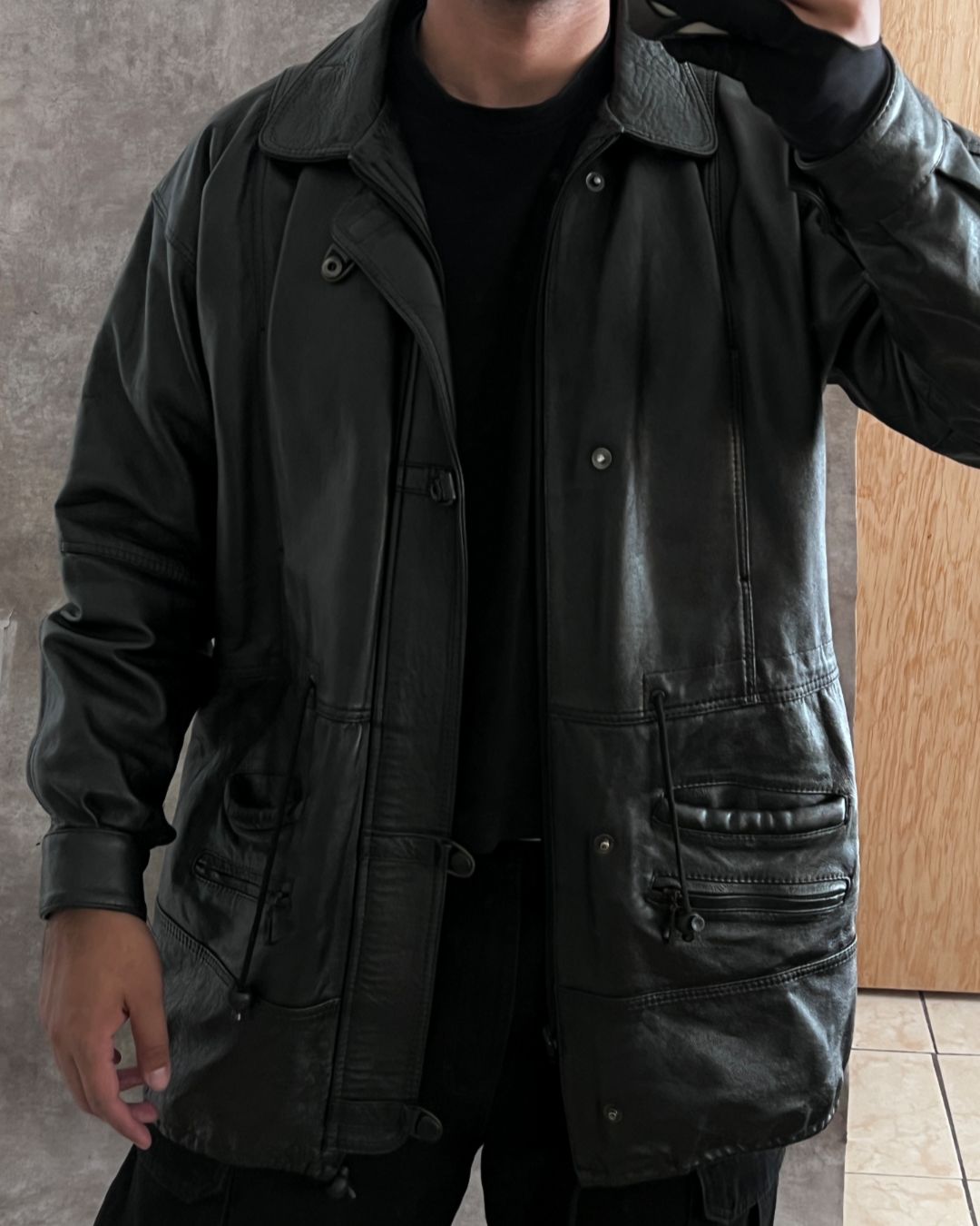 HUNTER BLCK LEATHER JACKET (M)