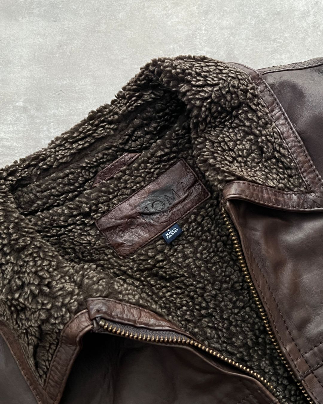 HUNTER LEATHER JACKET (L)