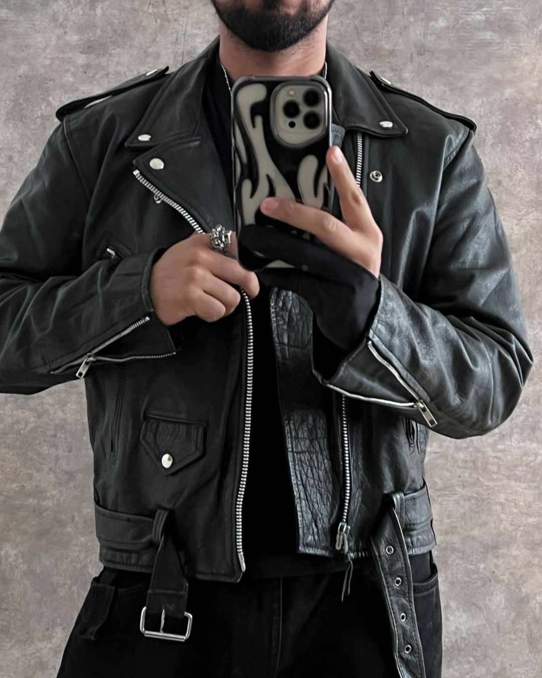 BIKER LEATHER JACKET (M)