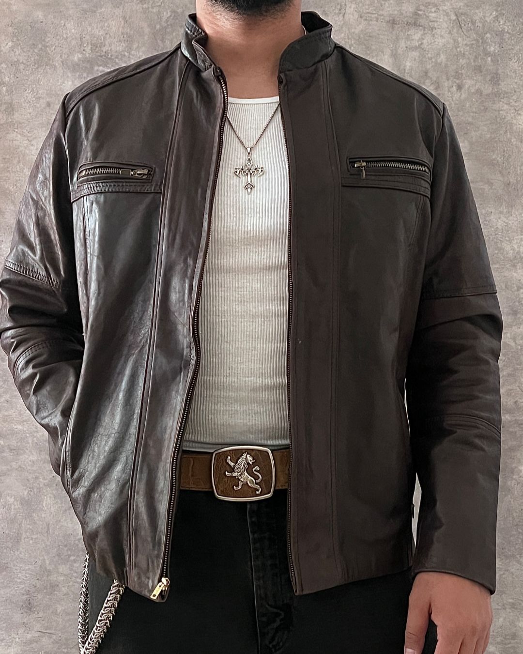 LEATHER JACKET (M)